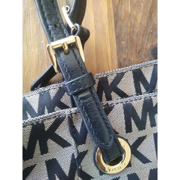 Michael Kors Large Black Signature LOGO Jet Set Shoulder Tote Soho Designer 90s - Picture 2 of 6